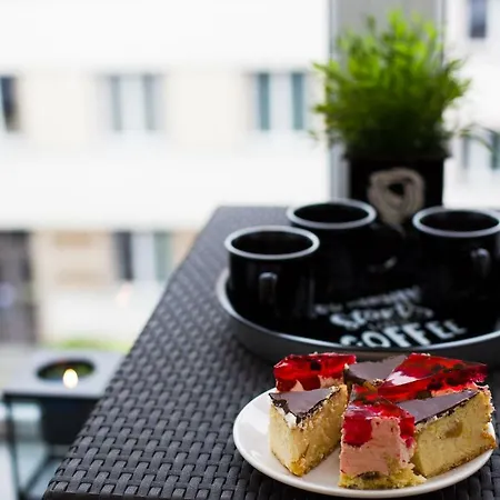 Apartament Lea 7b M13 Apartment *